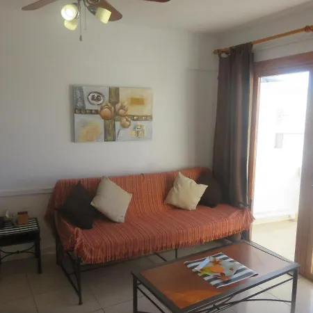 Los Geranios Apartment San Eugenio アパート アデヘ
